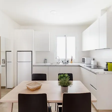 Moderno Urbano En Barrio Histórico 2ºd Apartamento